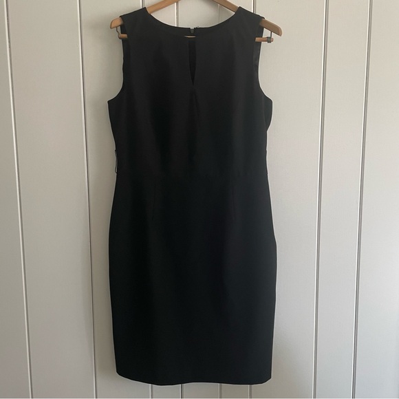 Alex Marie Dresses & Skirts - Alex Marie Black Sleeveless Sheath Midi Dress Cutout Minimalist Classic